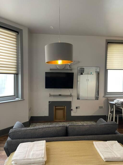 1 Comfortable Studio Apartment Brighton ภายนอก รูปภาพ