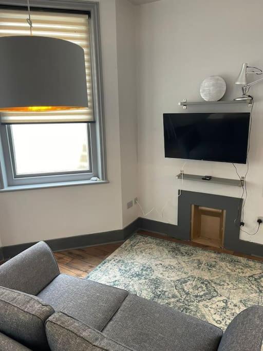 1 Comfortable Studio Apartment Brighton ภายนอก รูปภาพ