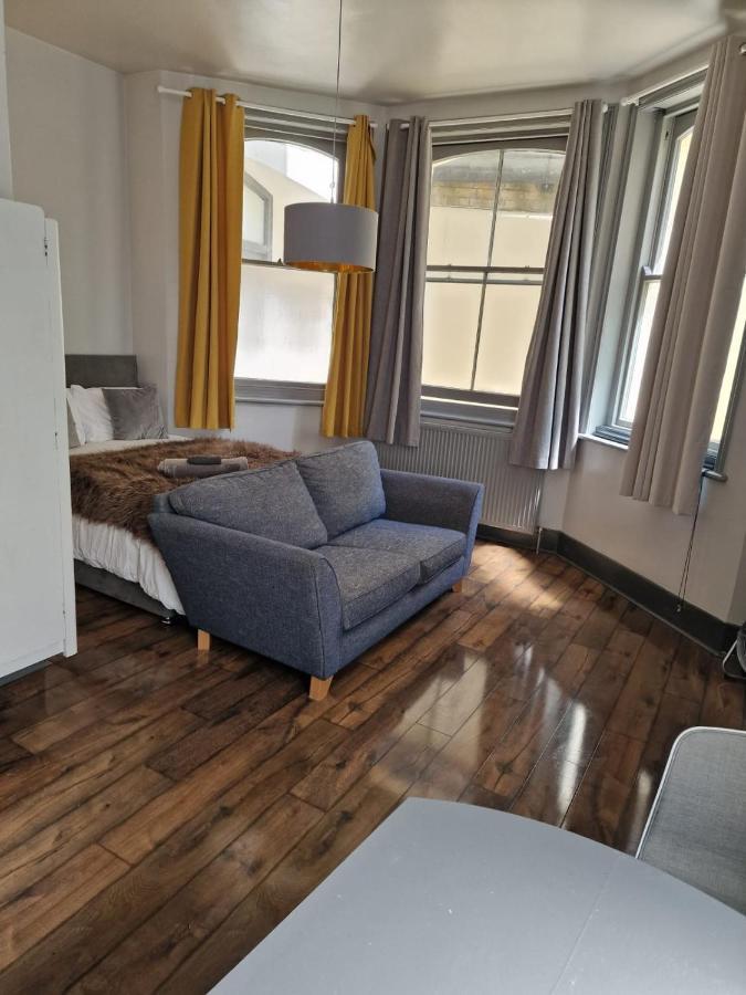1 Comfortable Studio Apartment Brighton ภายนอก รูปภาพ